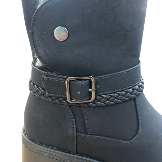 Brave Soul Black Boots Faux Fur Lining and Buckle Detail Women's Size 6