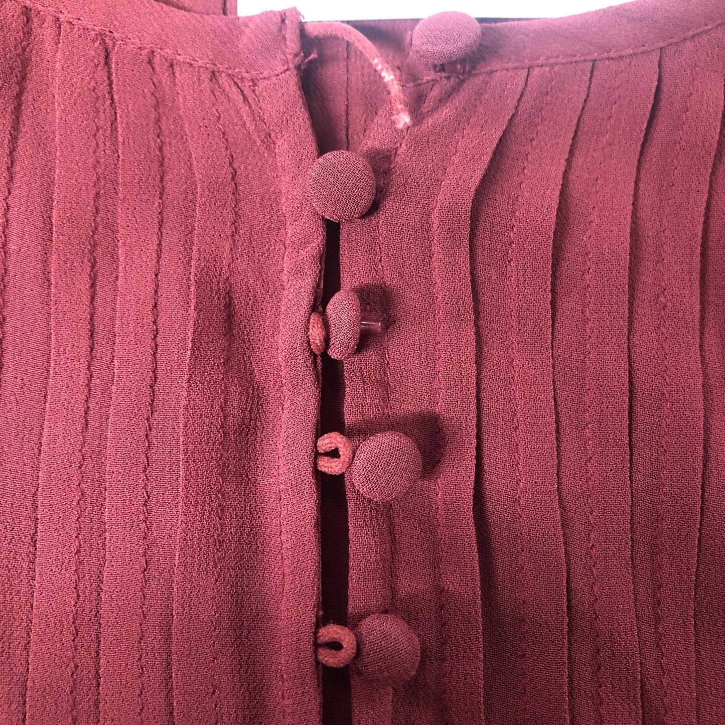 Blouse Women Sleeveless Button Detail Pleated Design Burgundy XL