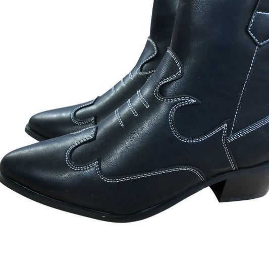 Black Pointed Toed Western Ankle Boots Size 4