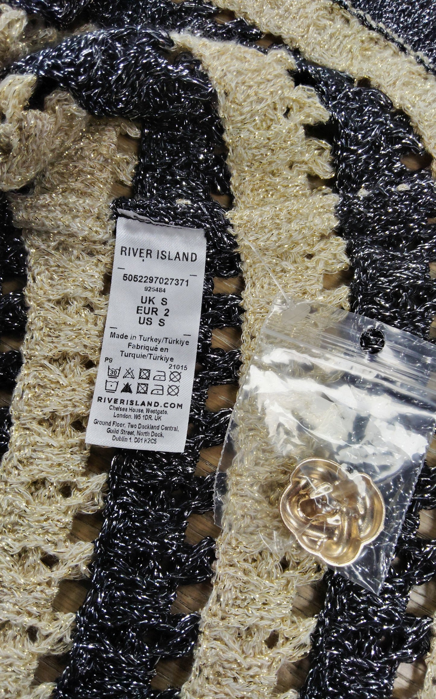 River Island Women's Size 8 Neck Cream Black Striped Cardigan