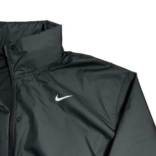 Nike Lightweight Windbreaker Jacket Men's Size S Black Running Outdoor Active