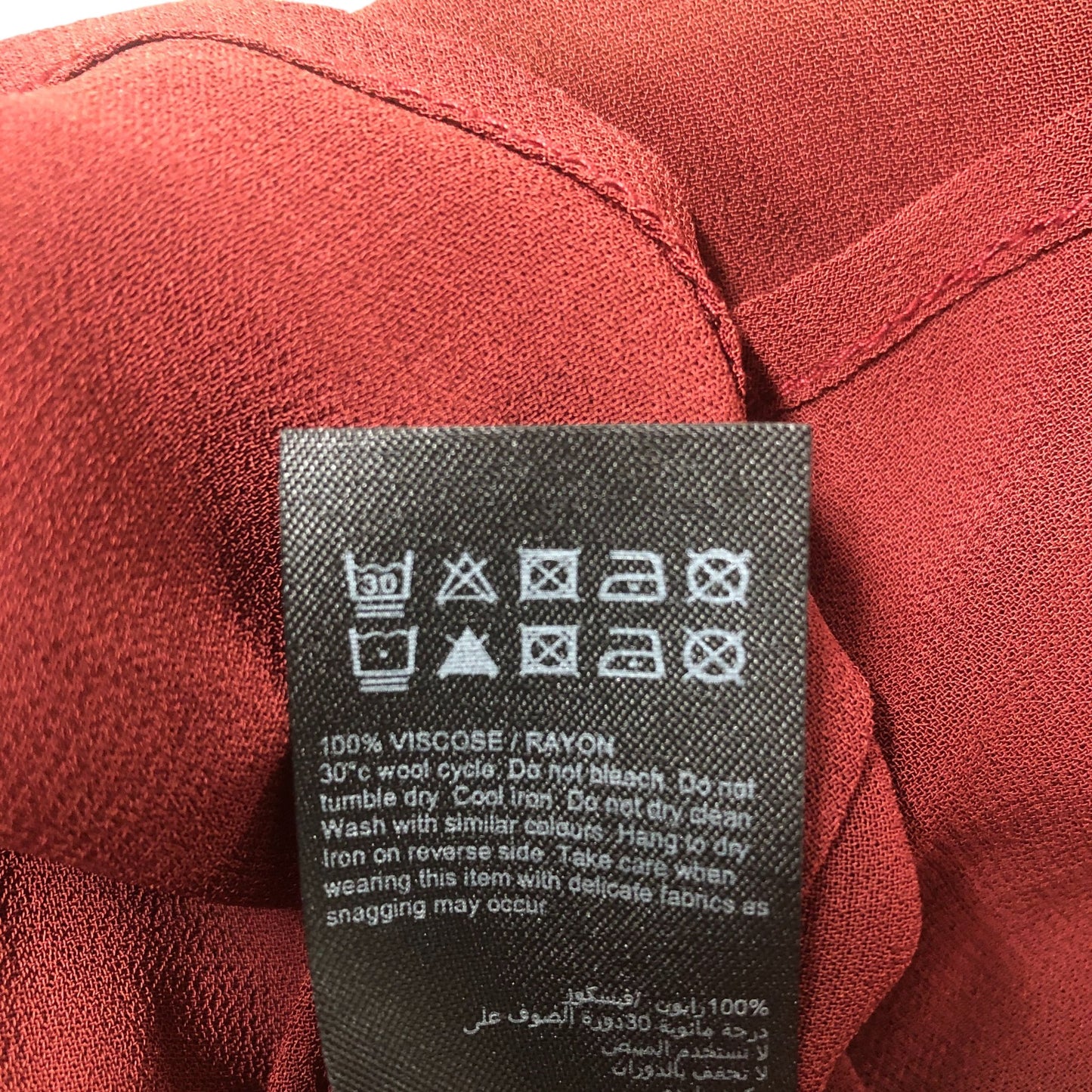 Blouse Women Sleeveless Button Detail Pleated Design Burgundy Medium