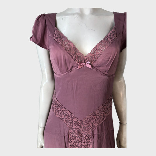 Branded Nostalgia Rose Midi Dress