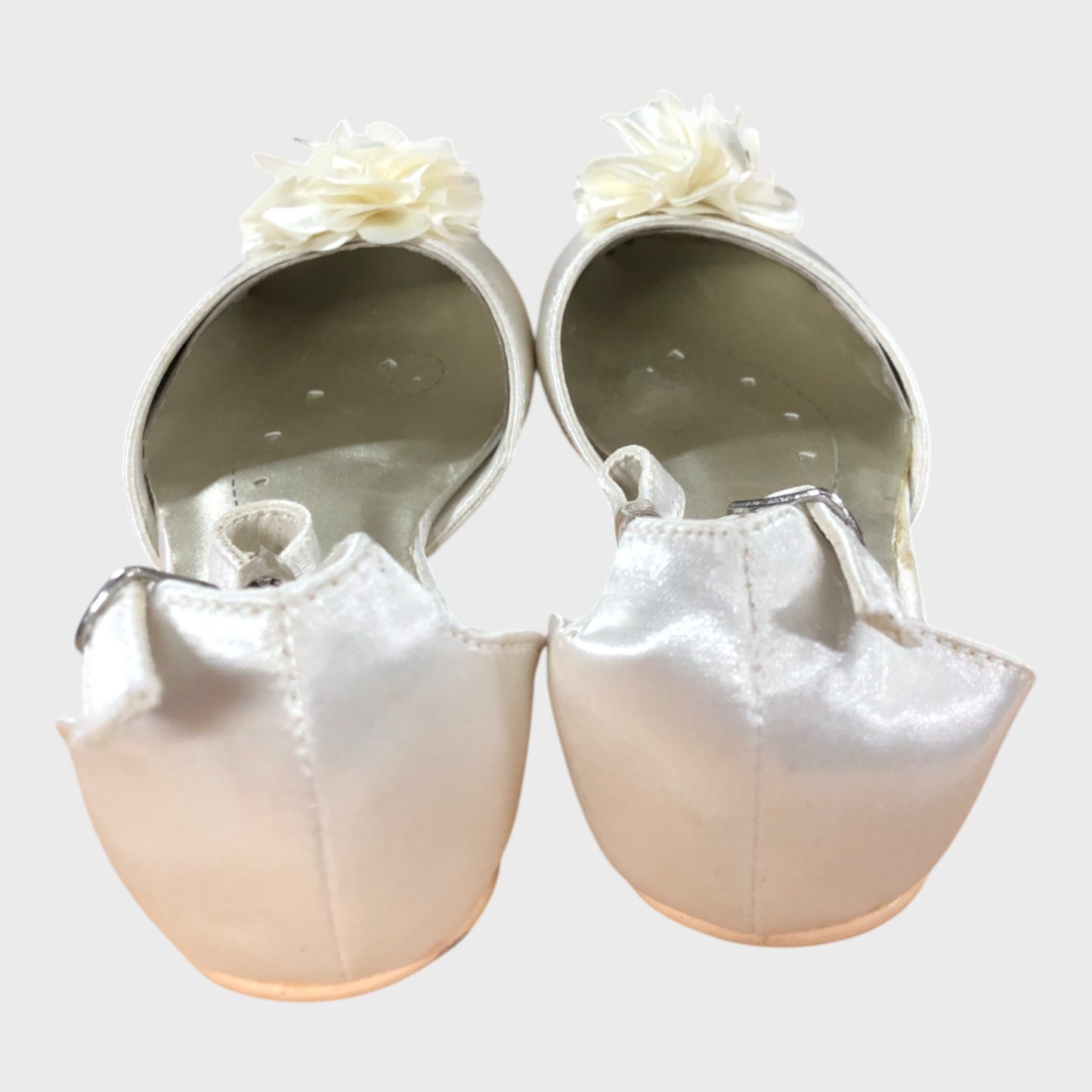 Girl's White Flower Sandals Elegant Satin Ankle Buckle Shoes
