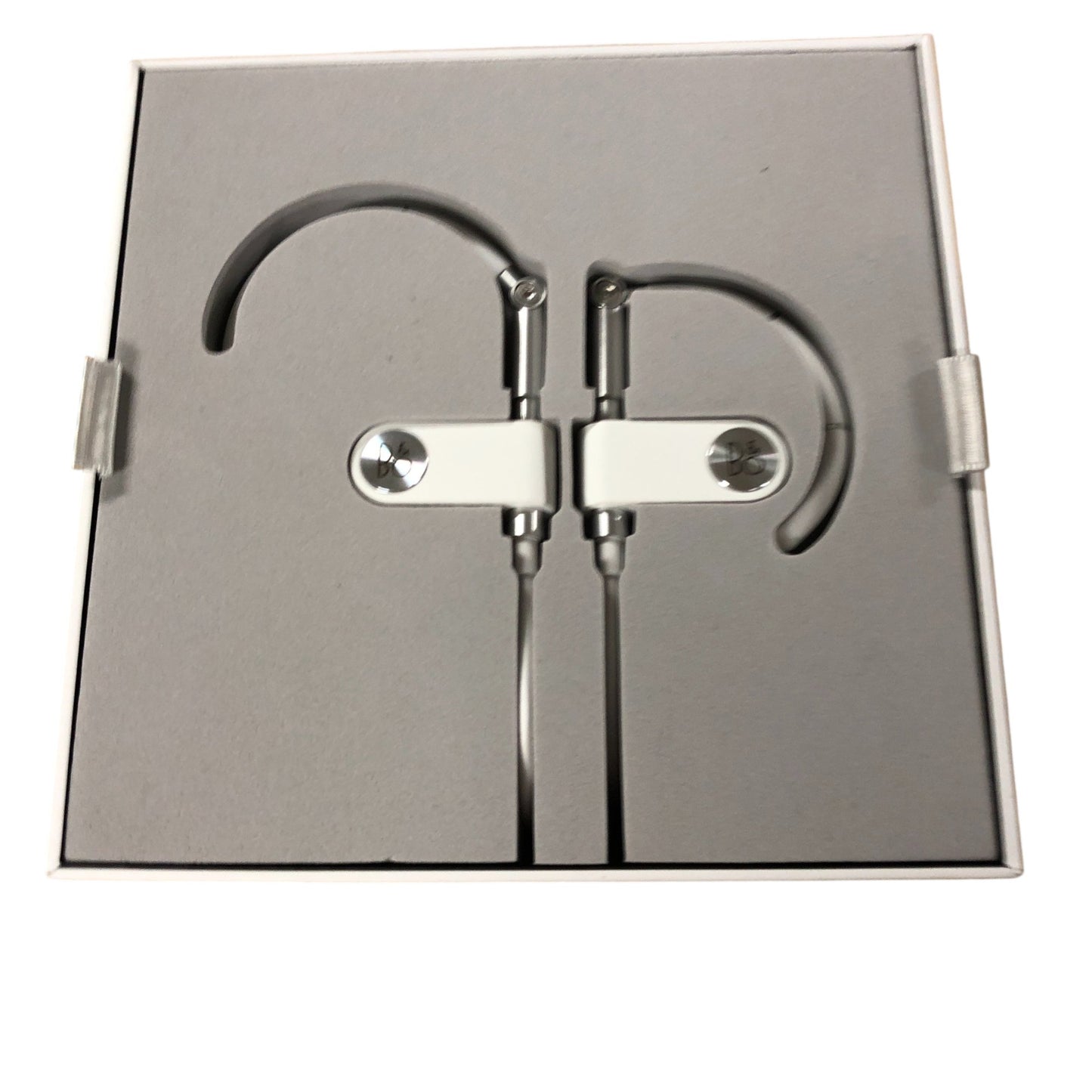 Bang & Olufsen Earset Wireless Earphones Bluetooth Flexible Fit White