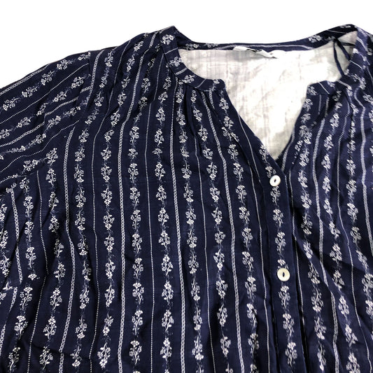 Women's Blouse Size 16 Navy Floral Button Up