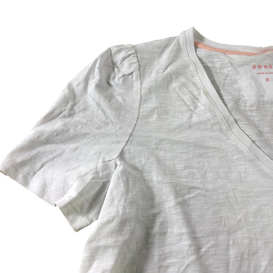 Boden White V Neck T-Shirt - Size Medium