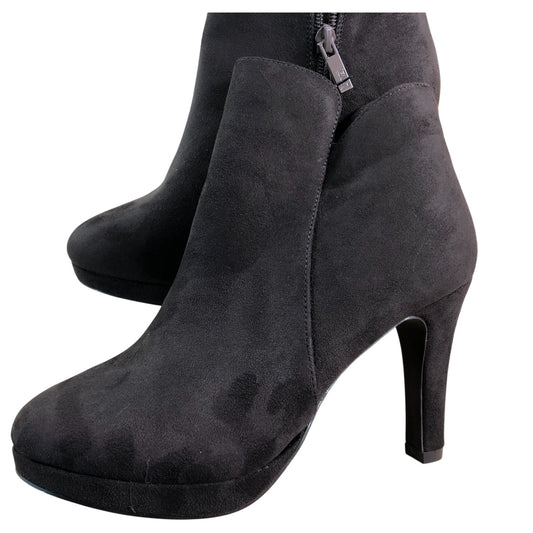 Linzi Women's Black Suede Ankle Boots Size 4 High Heel Zip Closure Fashion