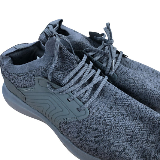 Men's Grey Athletic Shoes Size UK 10.5 Training Sneakers Lightweight