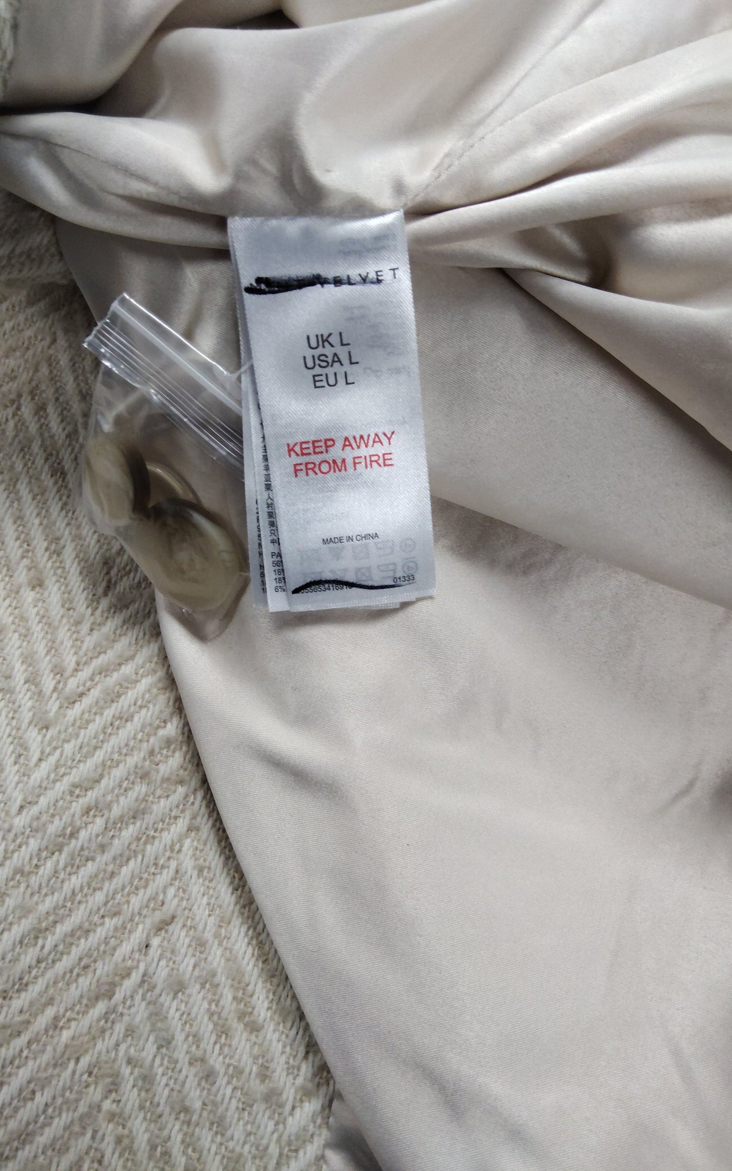 Stylish Women's Herringbone Coat Size L Warm Thick Outerwear Beige Jacket