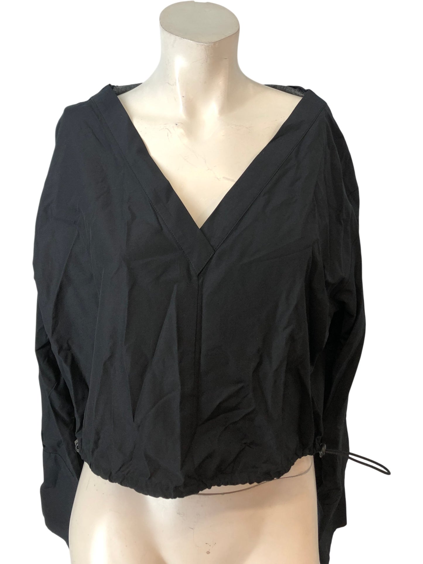 River Island Black Cropped Top UK8 Women's Stylish V Neck Long Sleeve Shirt