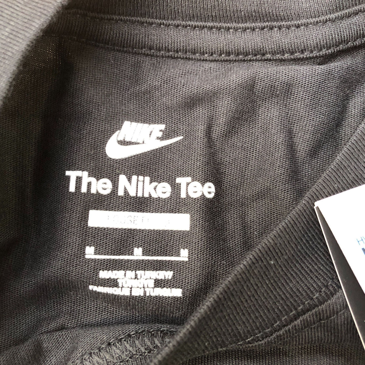 Nike Swoosh Loose Fit T-Shirt Black Sport Graphic Tee Size M