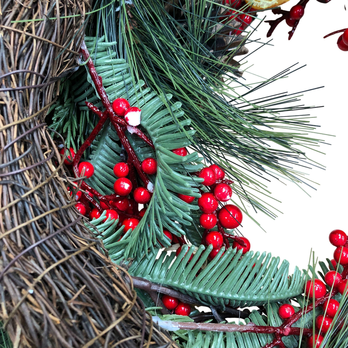 Festive Christmas Wreath Decorative Pinecones Berries Dried Oranges 18"