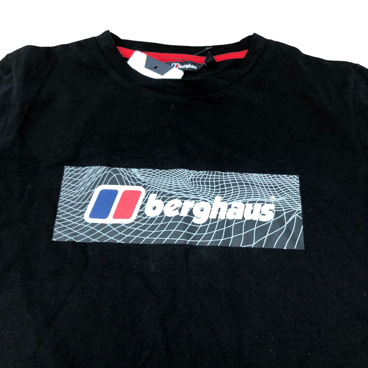Berghaus Black T-Shirt Boys Short Sleeve Logo Cotton Size 13 Years