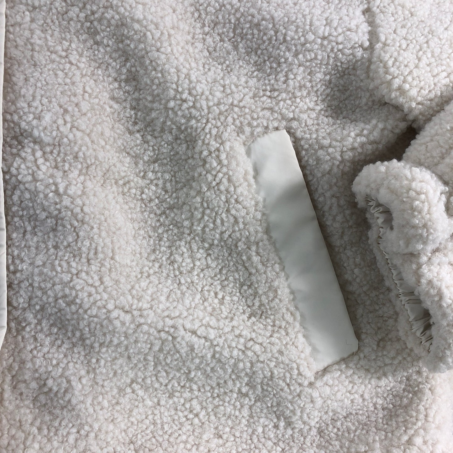 Stradivarius Hooded Faux Shearling Jacket Size S Women's Cream Casual Outerwear