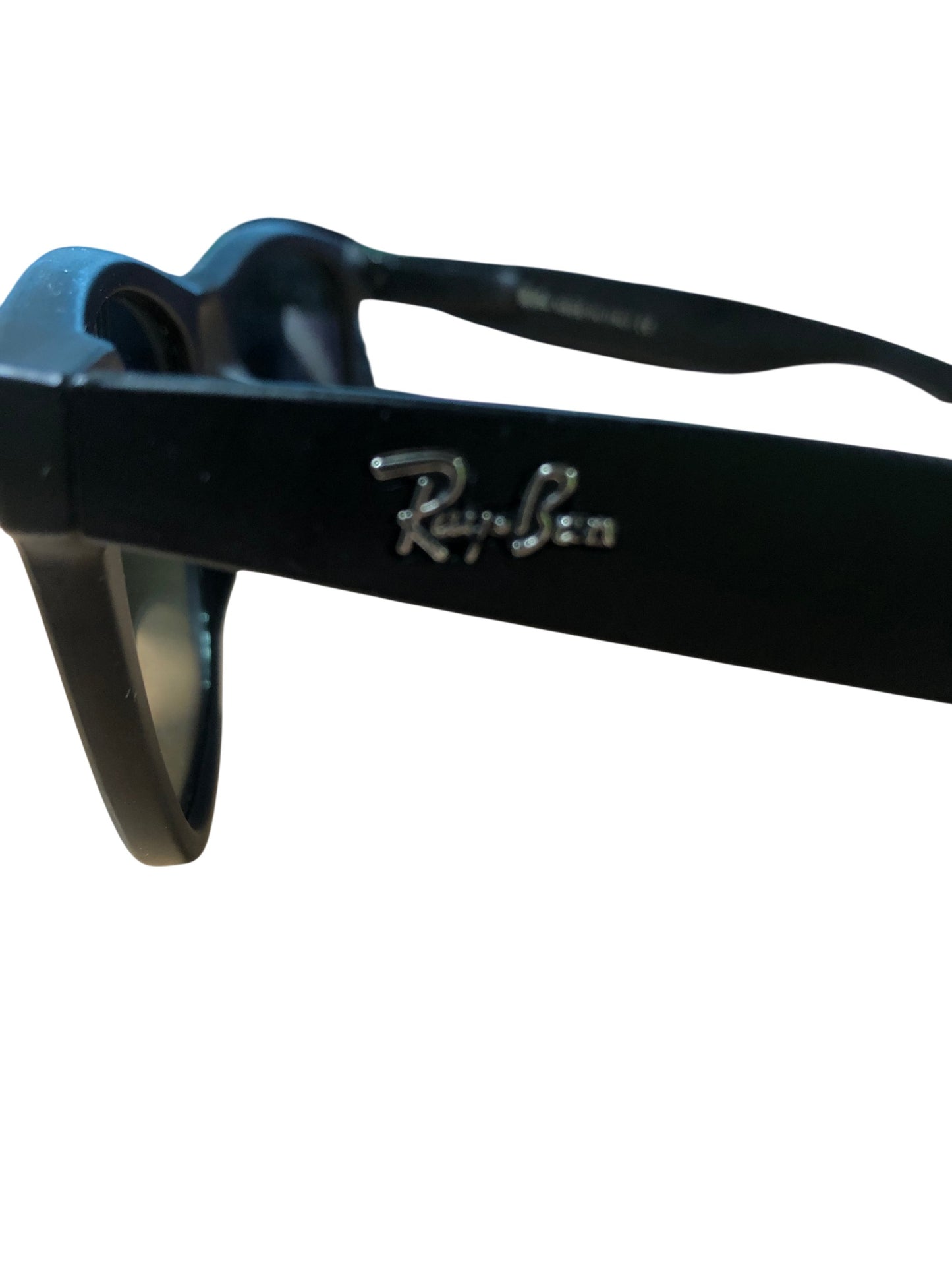 RAY-BAN Wayfarer Sunglasses Black Classic Unisex Model RB2132
