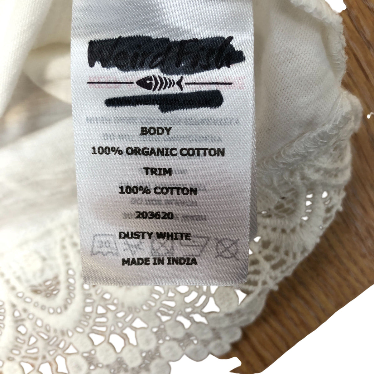 Weird Fish Dusty White V Neck Top Women's Organic Cotton Lace Trim Size 14