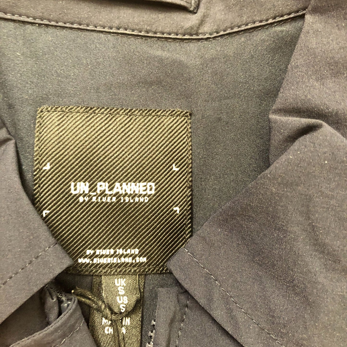 River Island Men's Lightweight Water Repellent Jacket Size S Navy Blue
