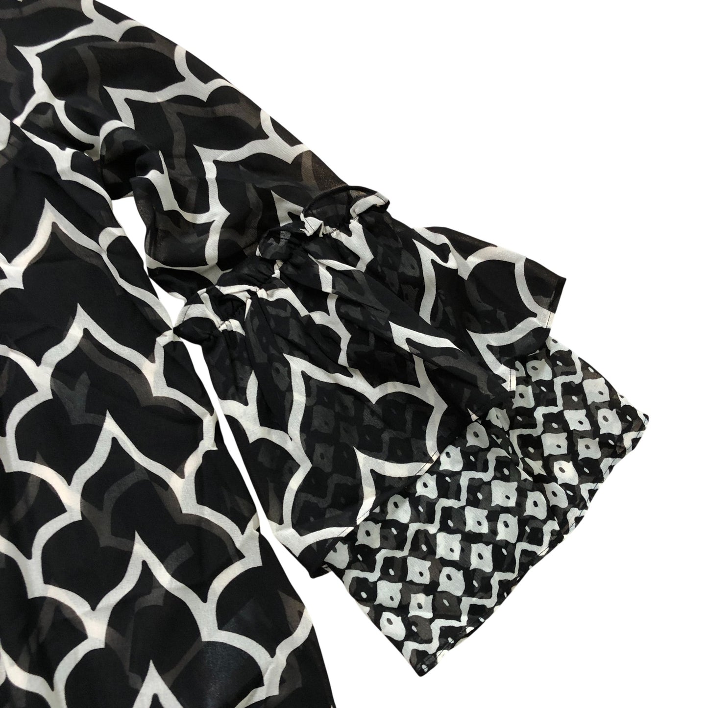 Patterned Blouse Size XS Sheer Long Sleeve Black/White