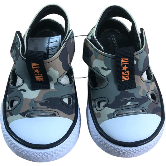Converse All Star Camo Sandals UK4 Infant Boys Summer Footwear Style Casual