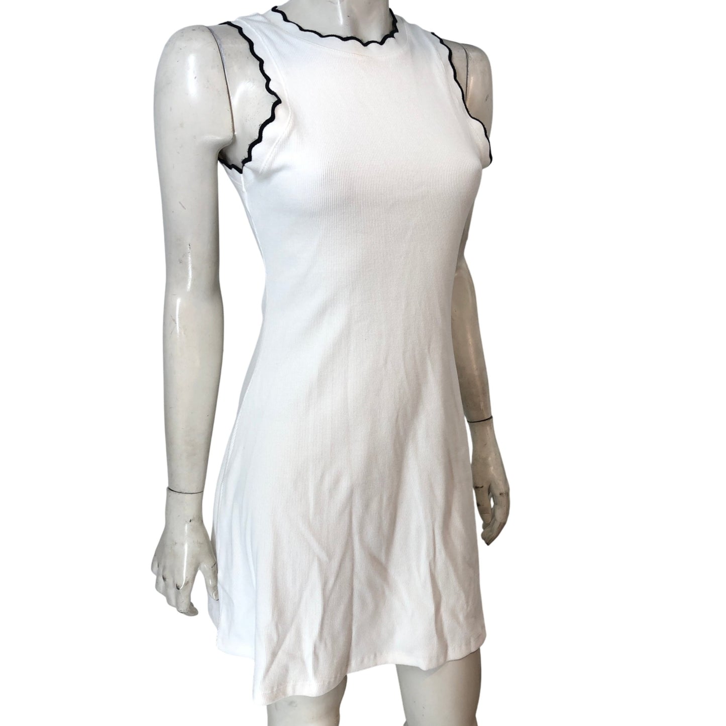 River Island Women's White Dress UK8 Scalloped Edges Sleeveless Ribbed