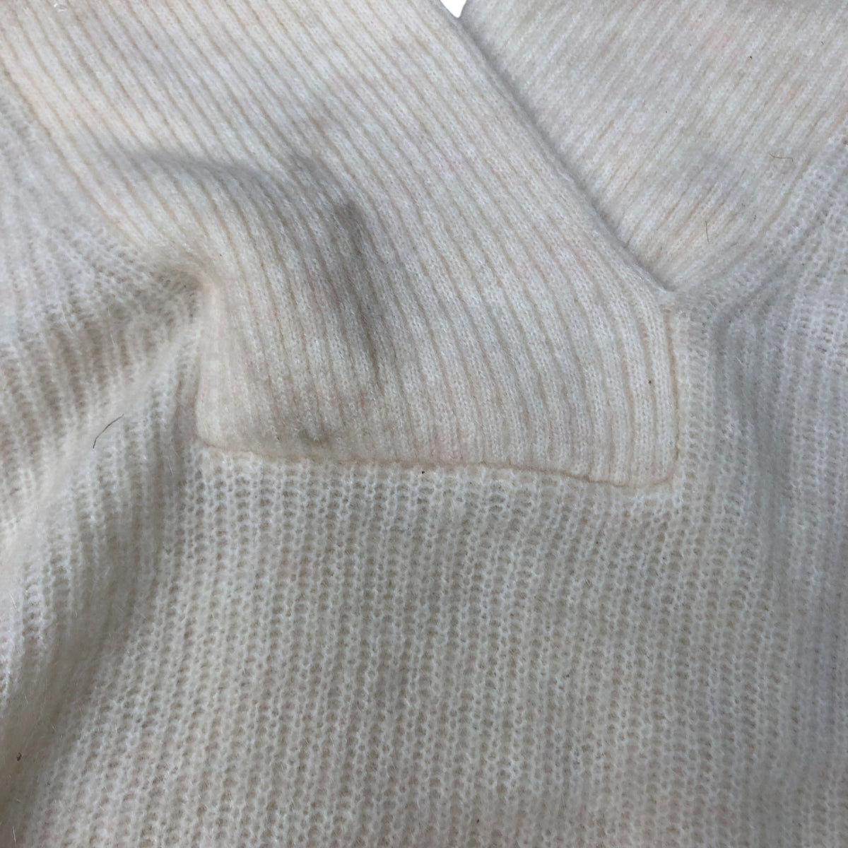 River Island Cream Oversized Sweater UK Size M Women's V Neck Knitted Pullover