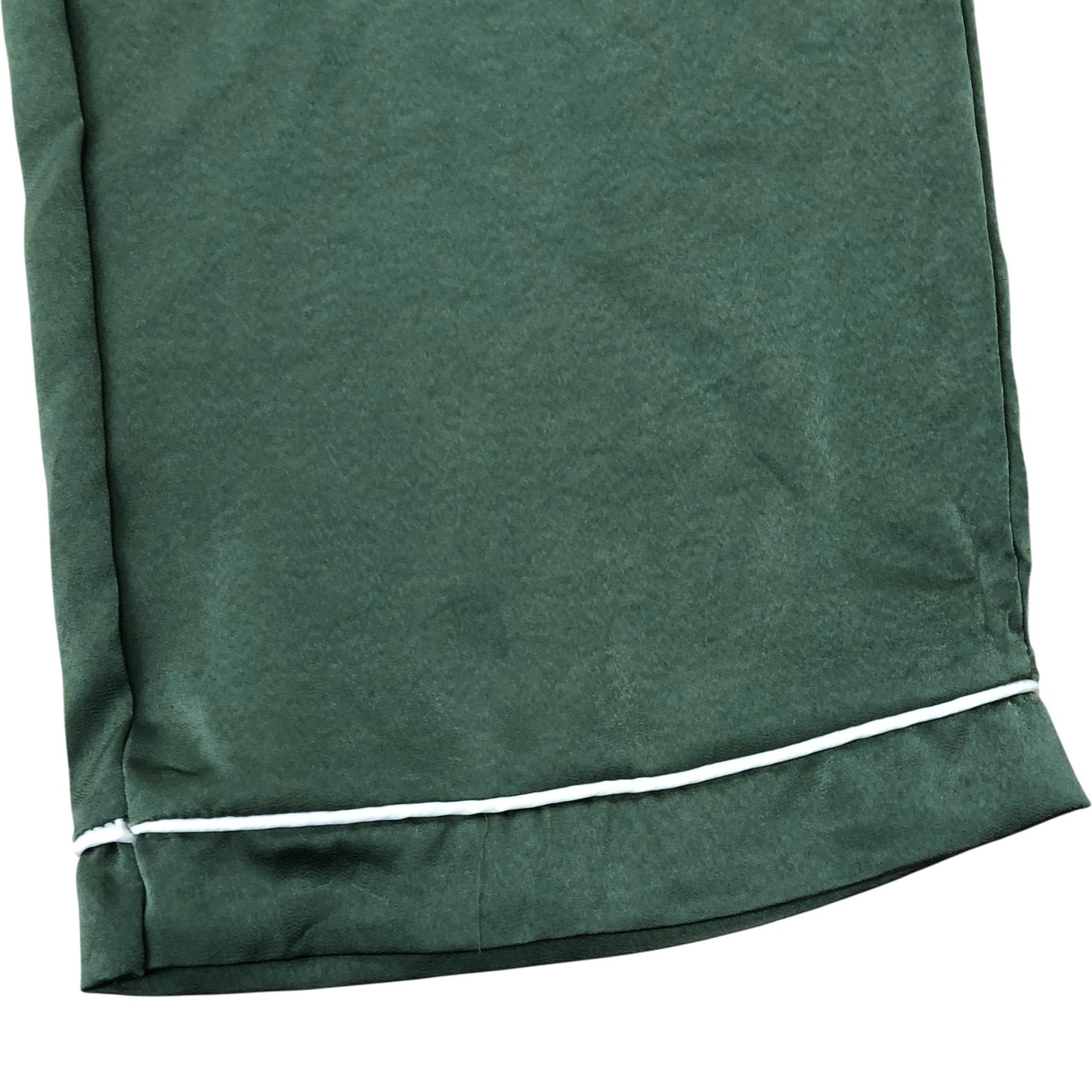 Boohoo Olive Pyjama Set Soft Satin Feel Size 10
