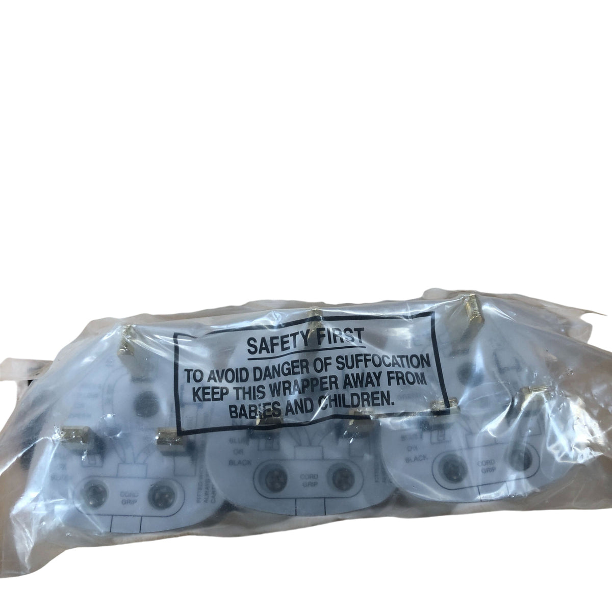 Status 3 Pack 13A White Fused 3 Pin Plug Adapter Electrical Accessories