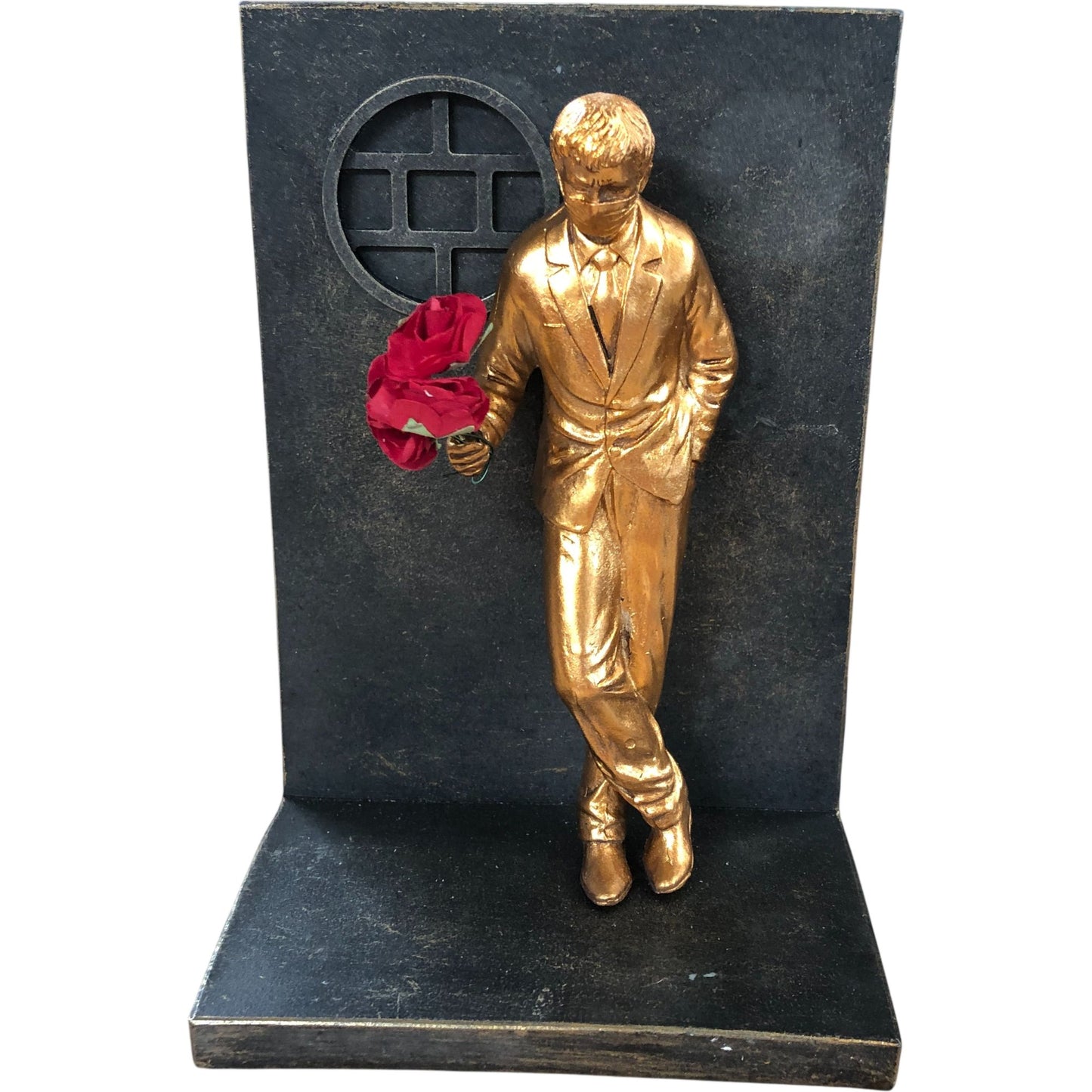 Elegant Gold Figure Bookends Couple Design Decorative Home Office Décor