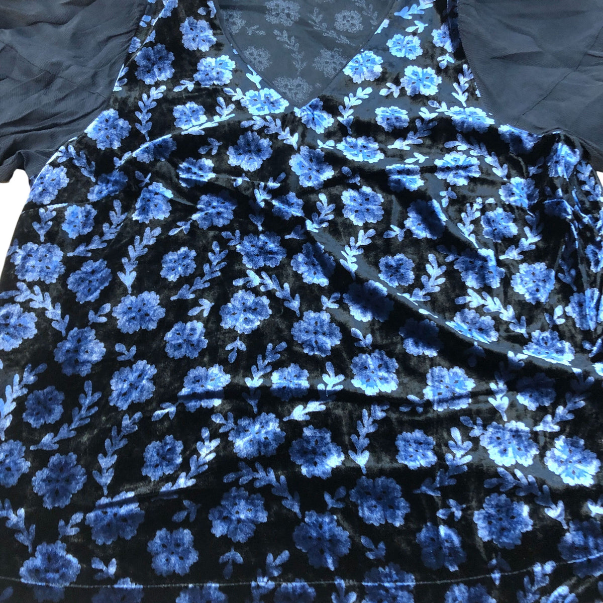 Floral Velvet Top UK Size 12 Women's Black Blue Blouse Short Sleeve