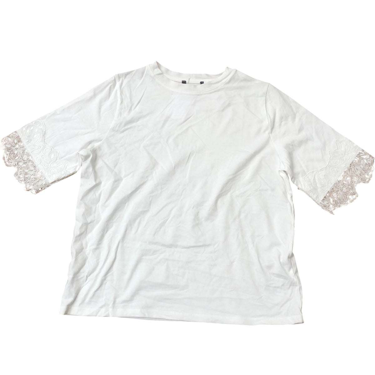 White Top With Lace Trim UK M Women's Short Sleeve Floral Design