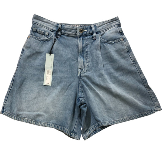 River Island Studio Denim Shorts Women's Light Wash Casual Style Size 8
