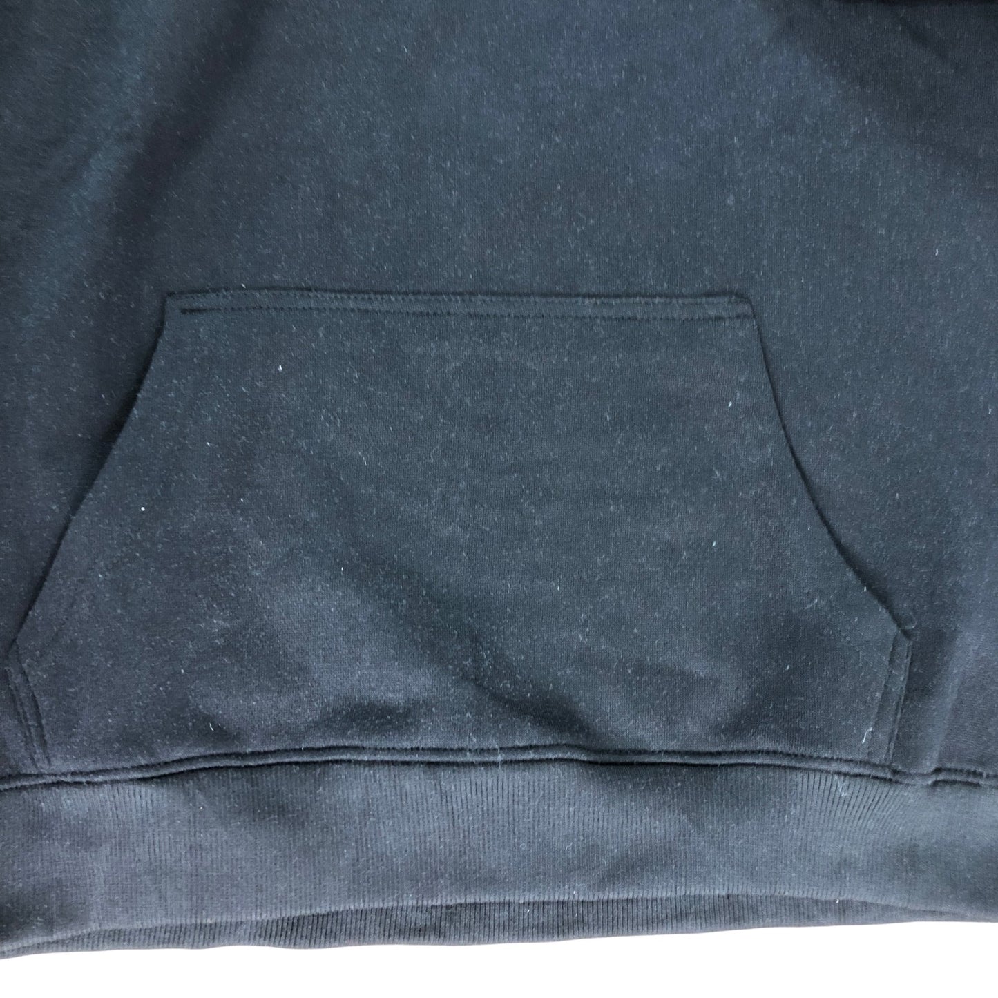 AVANT GARDE Black Hoodie Men's Activewear Size XL with Front Pocket Stylish