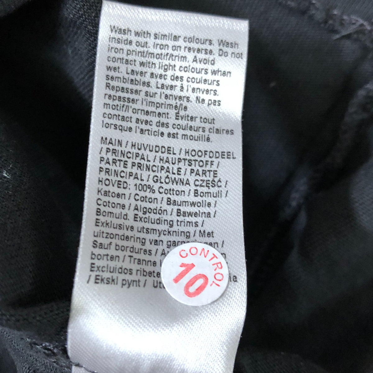 River Island Studios XL Men's Black T-Shirt Distressed Graphic Design Style