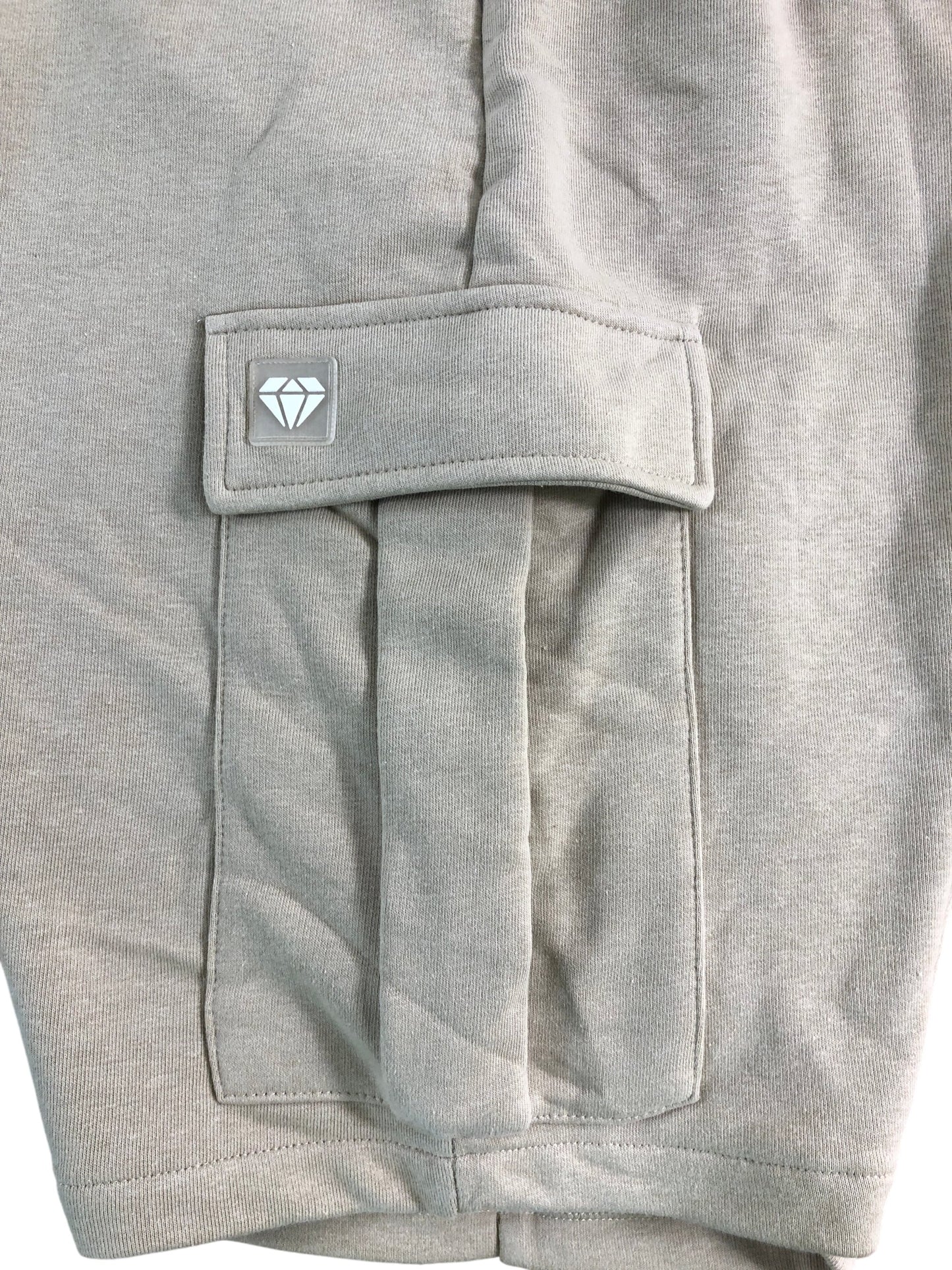 BORN RICH Cargo Shorts XL Men's Beige Pocketed Drawstring Casual Wear