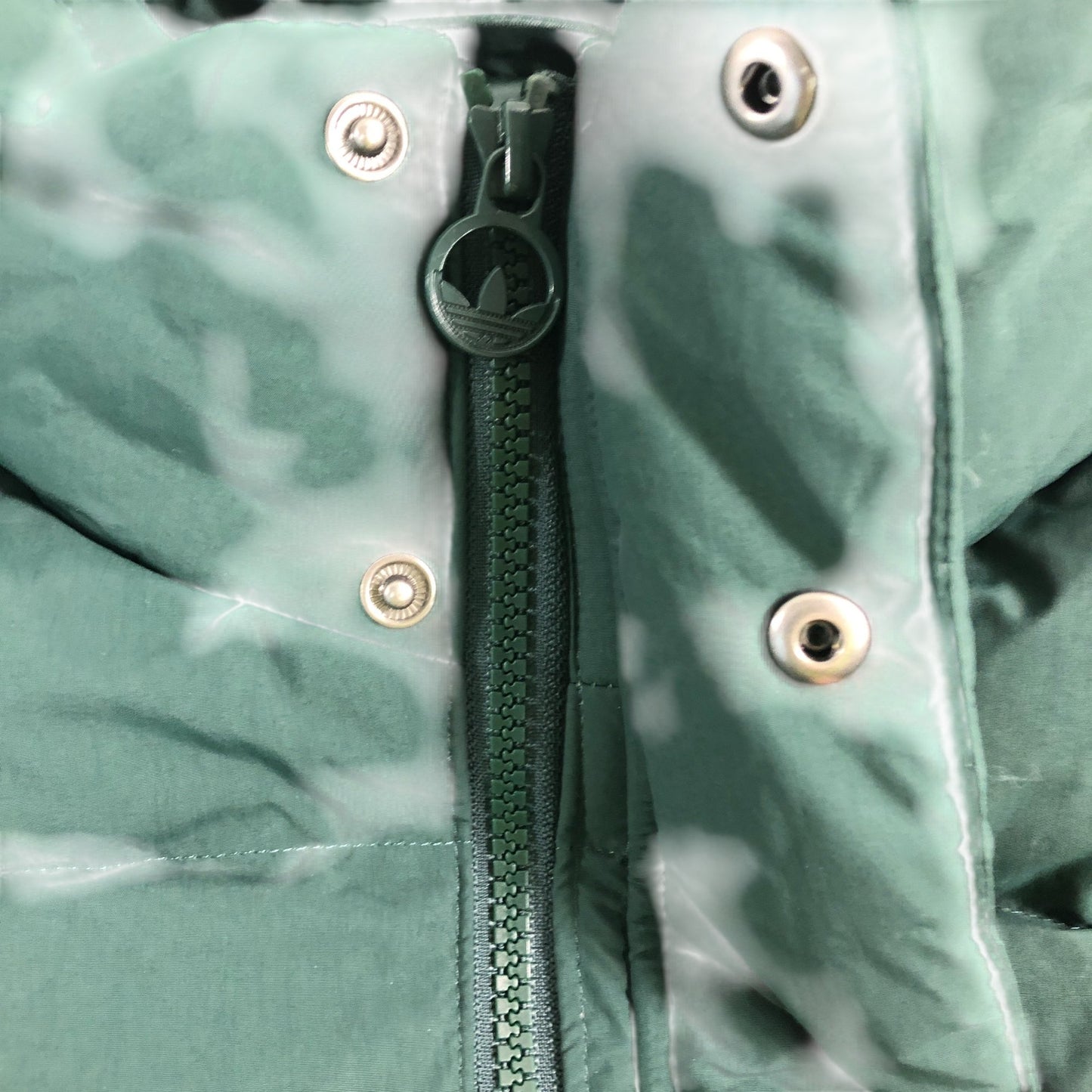 Adidas Green Puffer Jacket XL Men's Outdoor Warm Recycled Material Lightweight