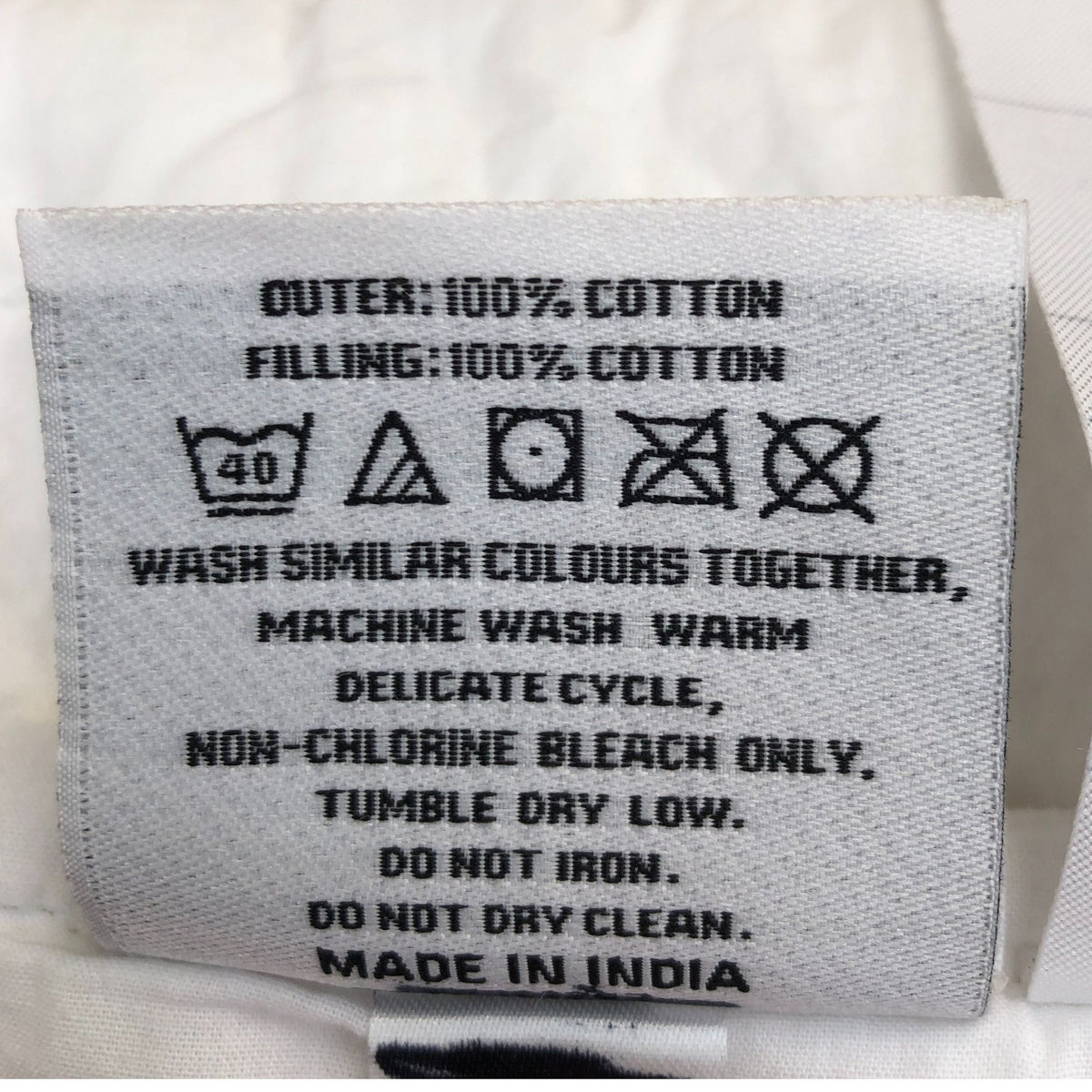 Large White 100% Cotton Quilted Throw 270x260cm