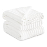 RUIKASI Queen Size Blanket 220x240 cm Soft Fluffy Throw Off White