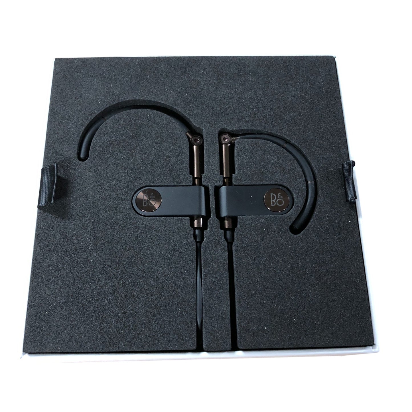 Bang & Olufsen Earset Wireless Earphones Superior Sound Flexible Fit Graphite