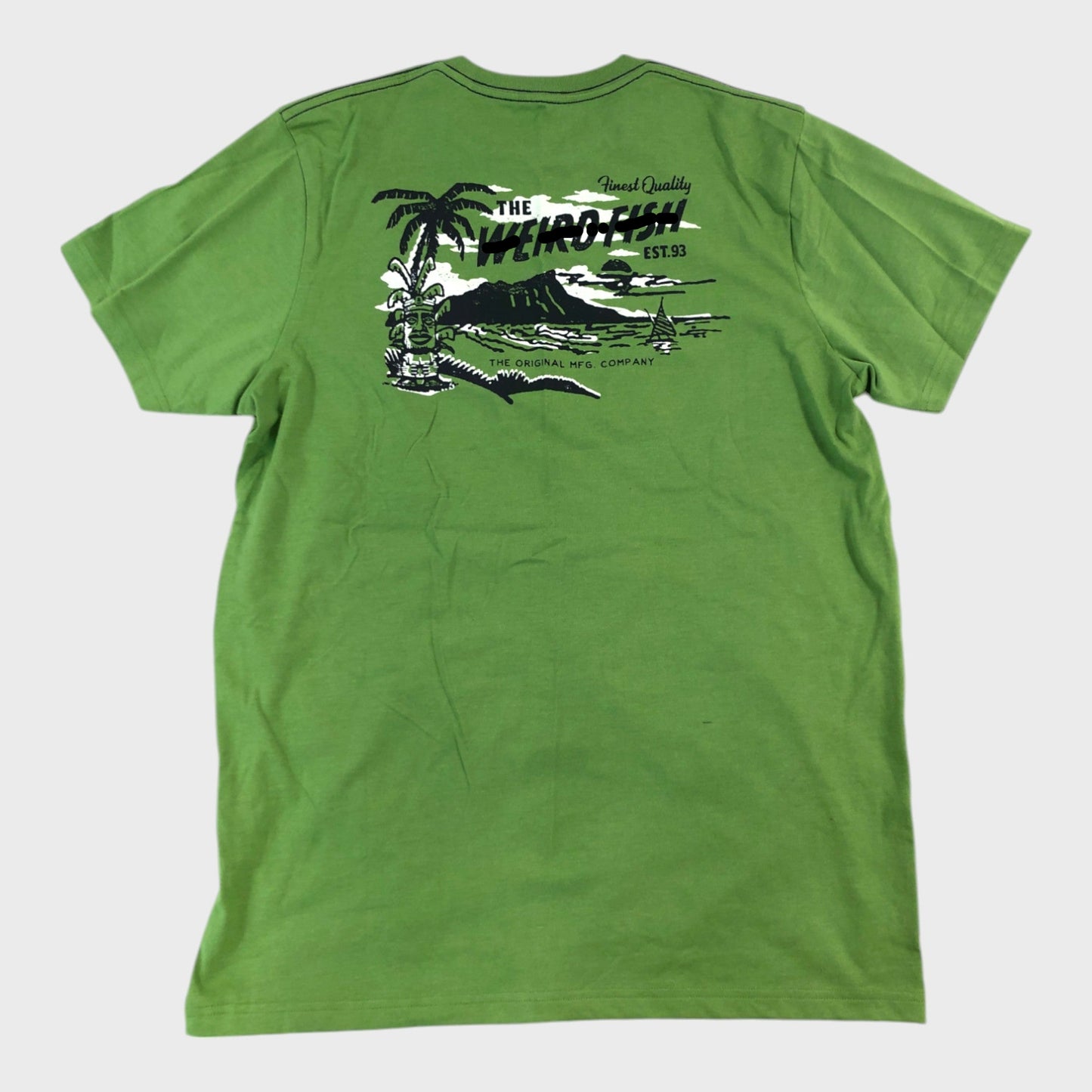 Branded Green Mountain Print T-Shirt - Size Medium