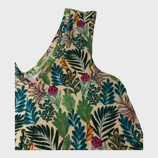 Loose Fitting Floral Vest