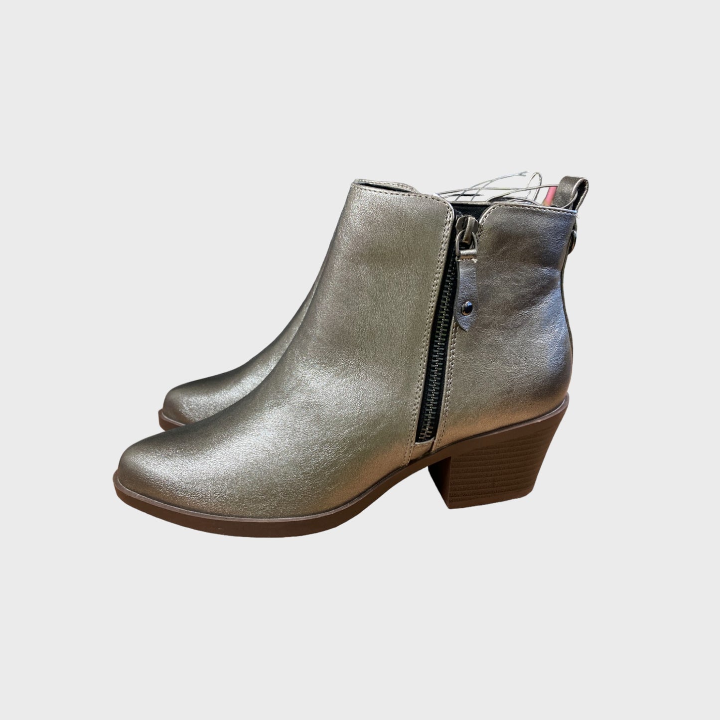 Sliver Ankle boots