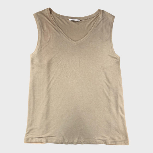 V-Necked Linen Vest