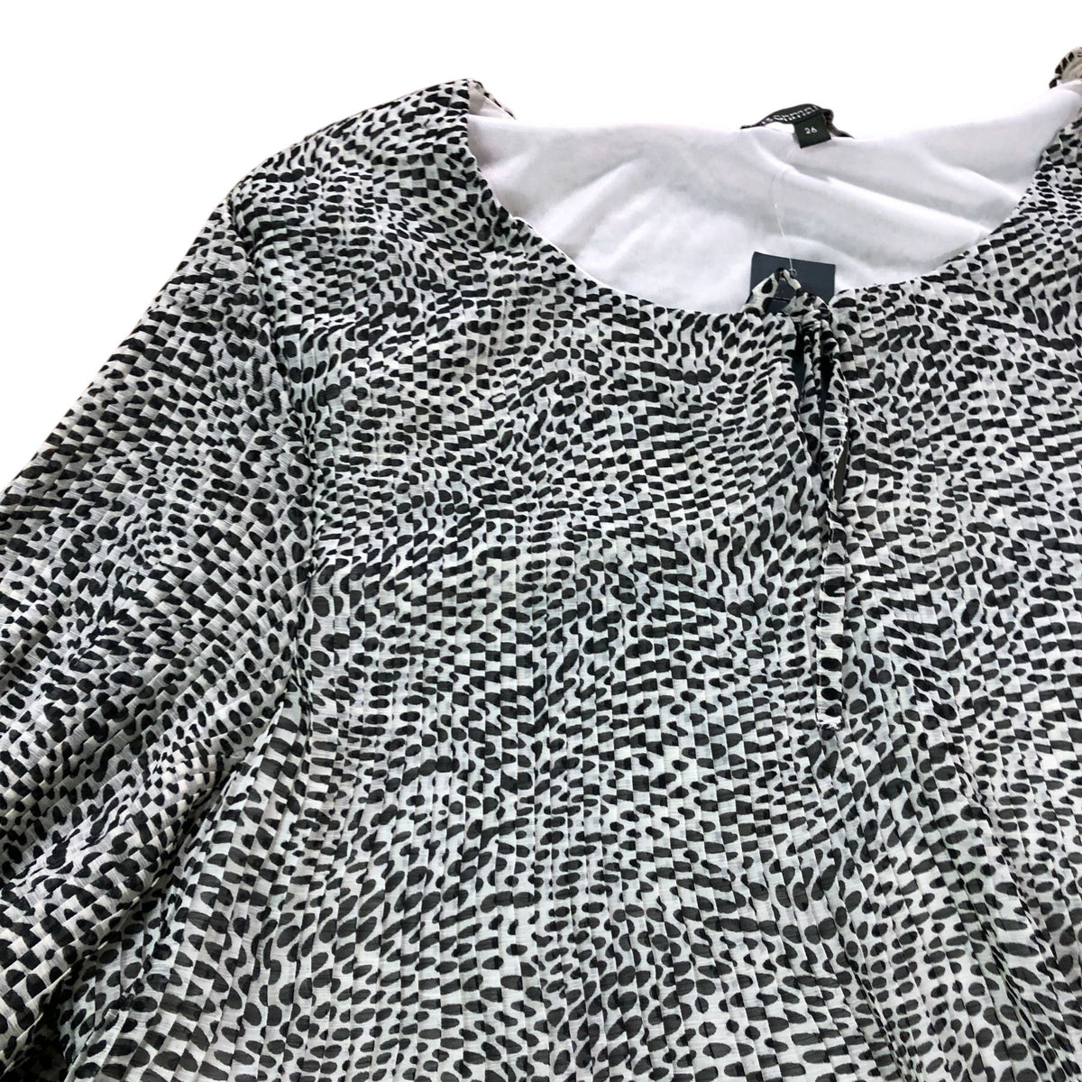 Tunic Top Size 26 Women's Black And White Spots 3/4 Sleeve