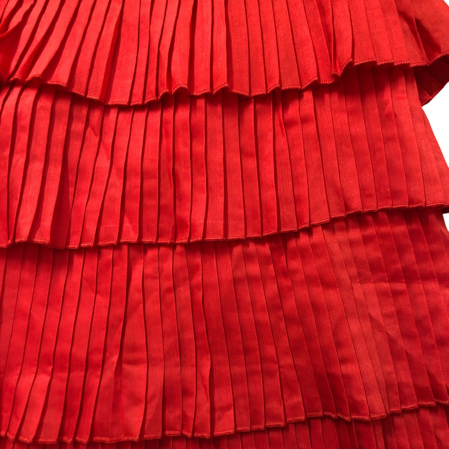 River Island Flared Top Size 10 Women's Pleated Sleeveless Bright Red