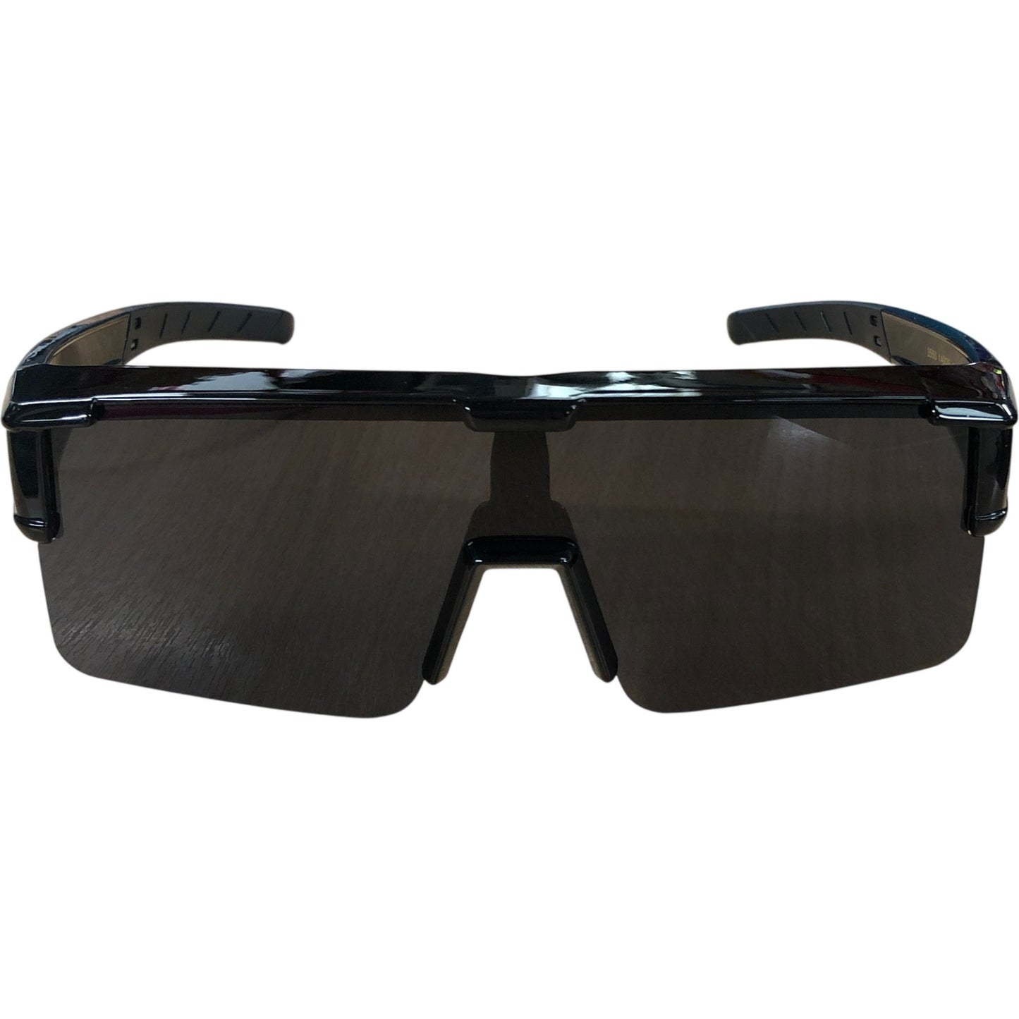 TianYesy Polarized Sunglasses Black Frame Gray Lenses Stylish UV Protection