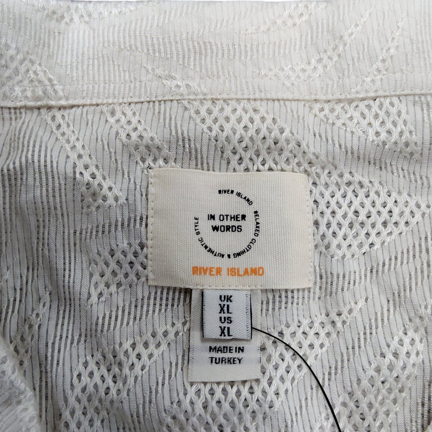 River Island Men's XL Short Sleeve Shirt Relaxed Fit Cream Leaf Pattern Top