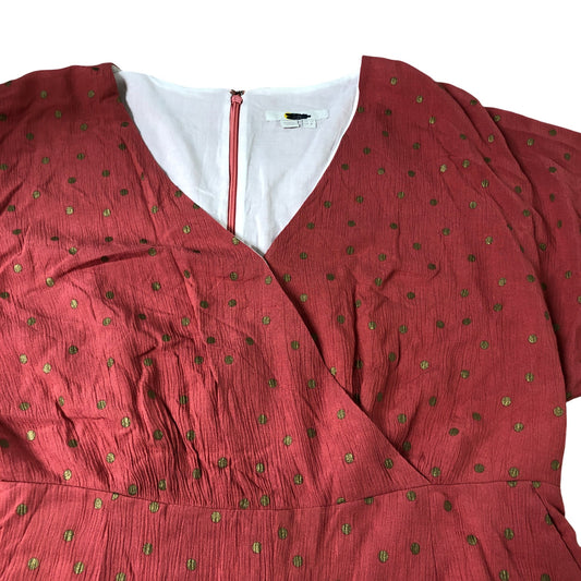 Women's Jumpsuit Size 12 Red Polka Dot Style V Neck Short Sleeve