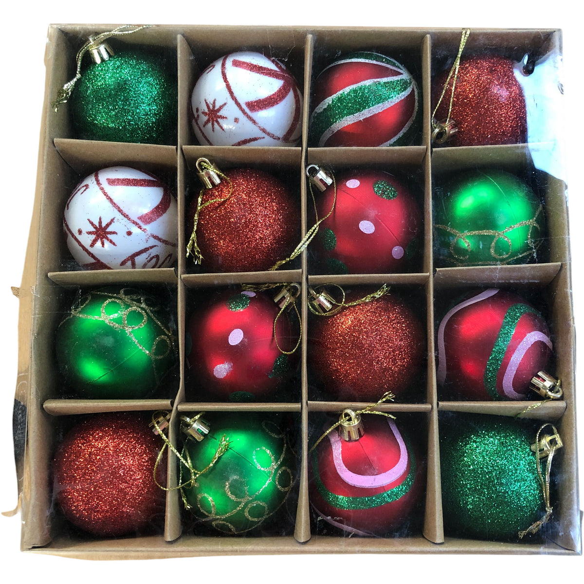 16 Piece Christmas Ornament Set 6cm Red Green Decorative Baubles Holiday