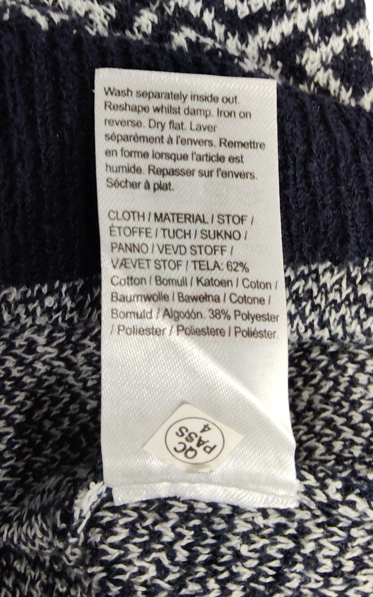 River Island Men's Large V Neck Polo Shirt Navy White Diamond Pattern